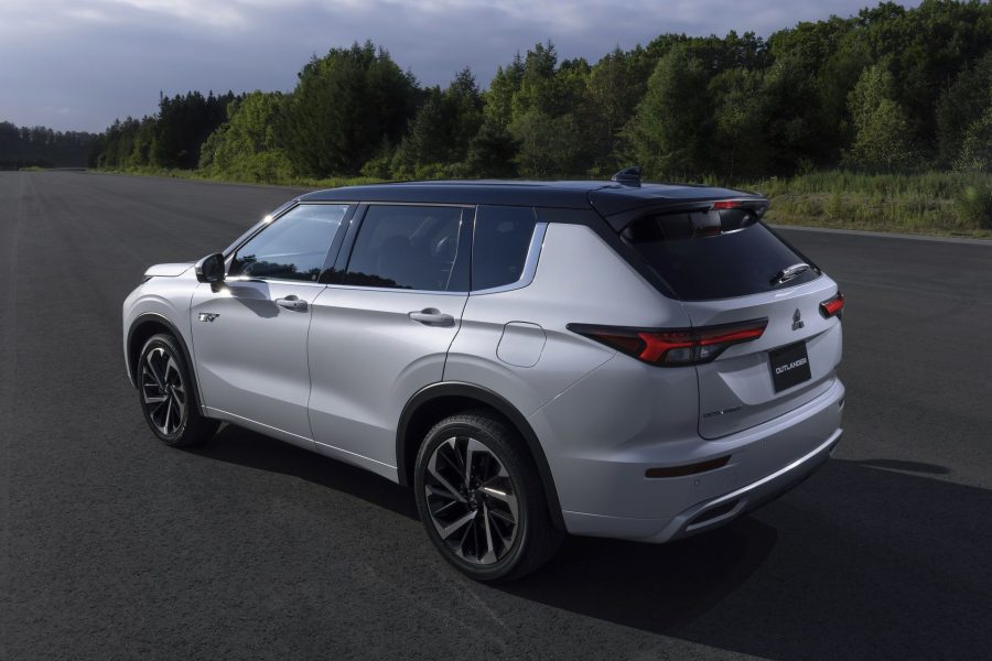 MITSUBISHI OUTLANDER 2022