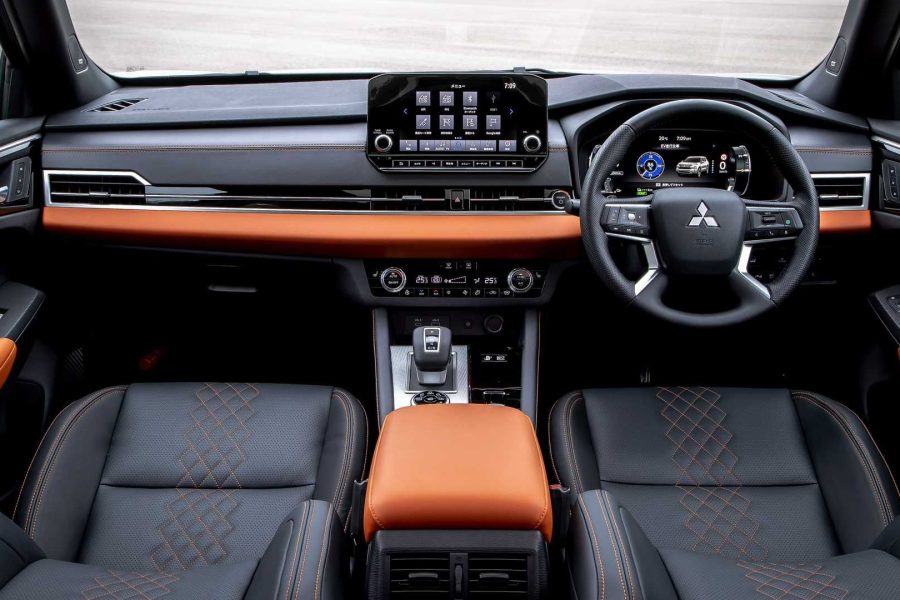 MITSUBISHI OUTLANDER 2022