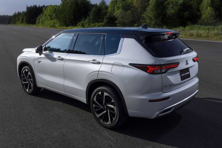 MITSUBISHI OUTLANDER 2022